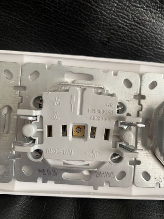 Nilson Touran 3 розетки і тв