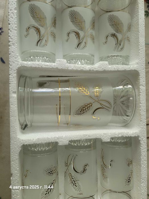 Чашки , кружки, стаканы