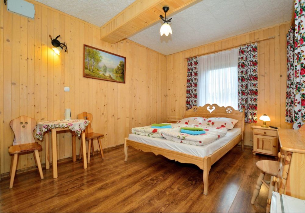 Wesoła Chatka - Krupówki 37a - Centrum Zakopanego -