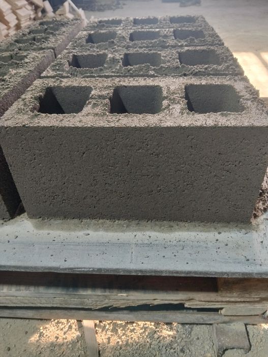 Продам шлакоблок, отсевоблок , камень