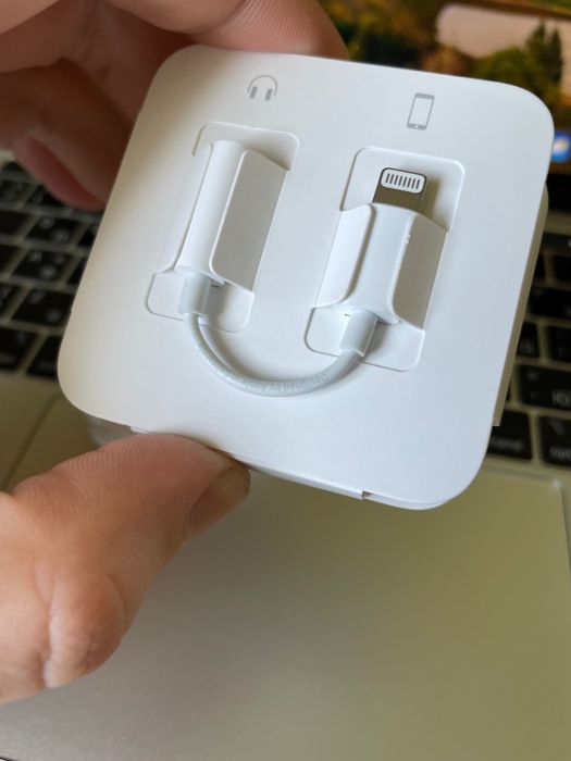 Нові оригінальні Apple EarPods lightning/3,5mm з комплекту iPhone