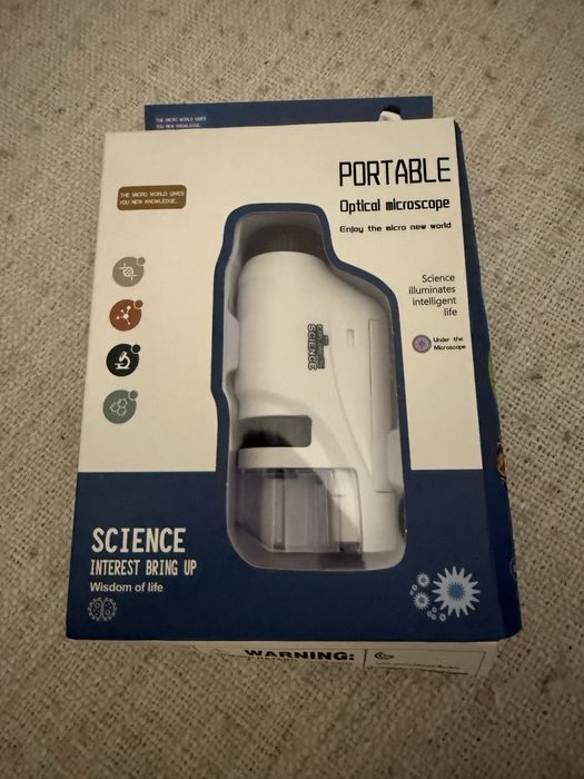 Microscopio portátil selado