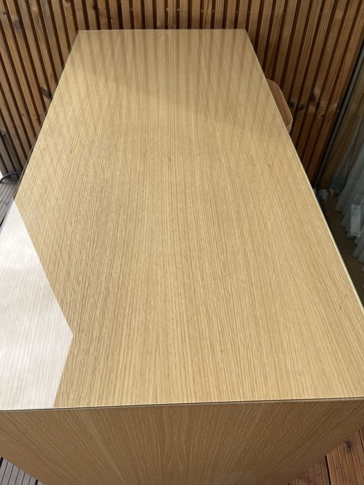 Mesa em madeira materiak maçiço