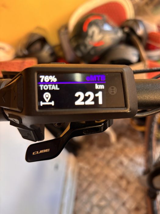 Bicicleta elétrica CUBE Stereo Hybrid 160 HPC Race – como nova!