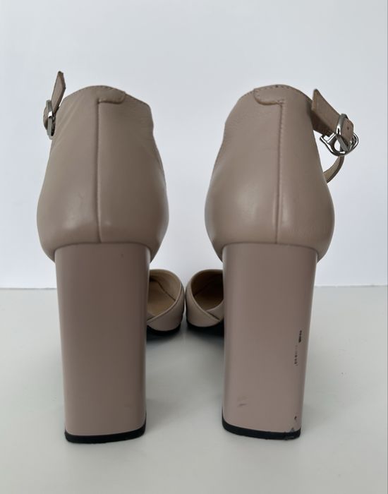 Лодочки Estro, Туфлі, Босоніжки
