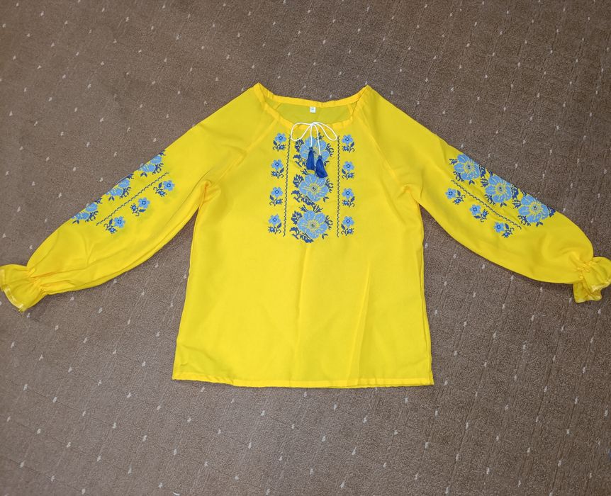 Дитяча вишиванка