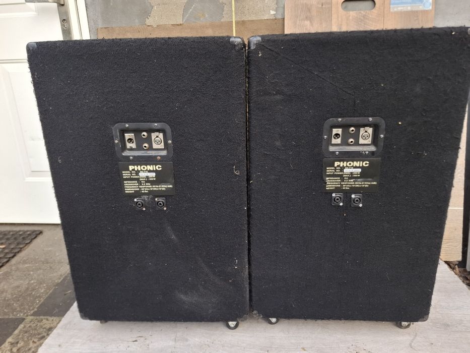 Kolumny PHONIC SE-715 solidne