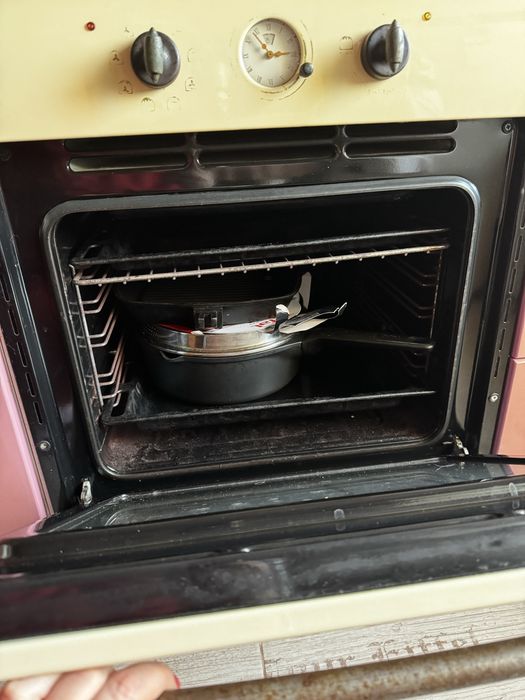 Варочна поверхня та духовий шкаф Piramida