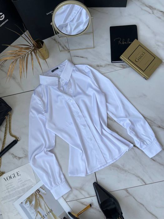 Стильна шовкова сорочка