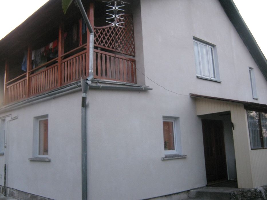 1/2 будинку. 100 м.к. с. Озерна