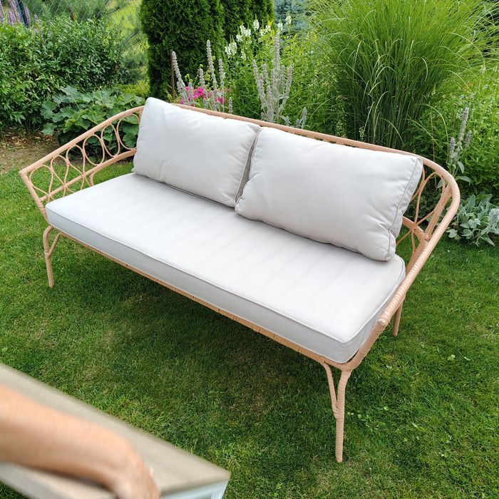 Kanapa Ławka Sofa ogrodowa Liseleje JYSK z poduszkami