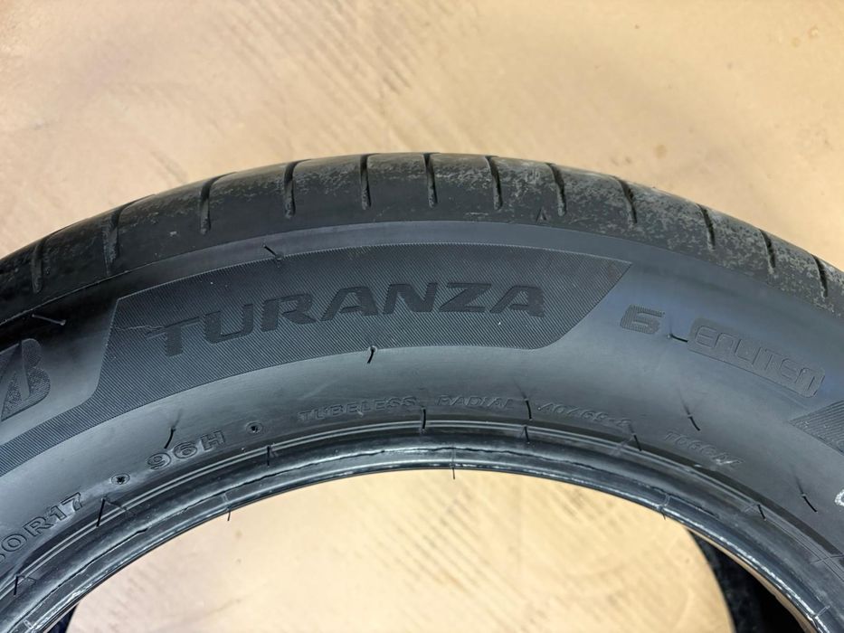 215/60R17 Bridgestone Turanza 6 Enliten
