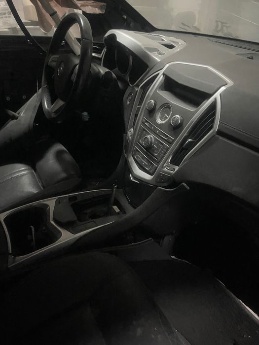 Кадилак SRX  по запчастинам 3.0і повний привід