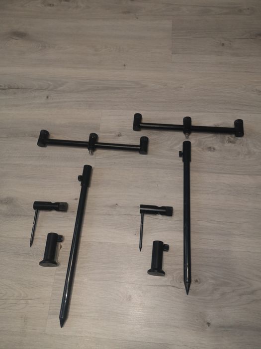 Продам две стойки в комплекте