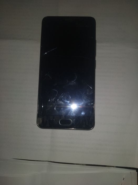 Телефони на запчастини