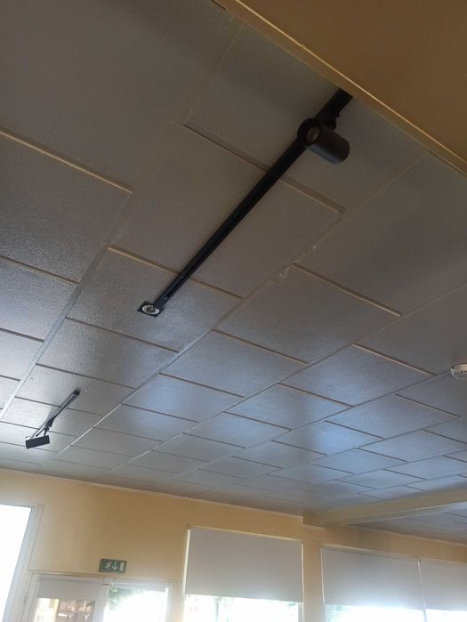 Calhas + Focos de interior-Led 15w