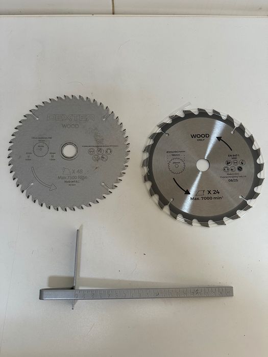Serra Circular dexter + 2 discos
