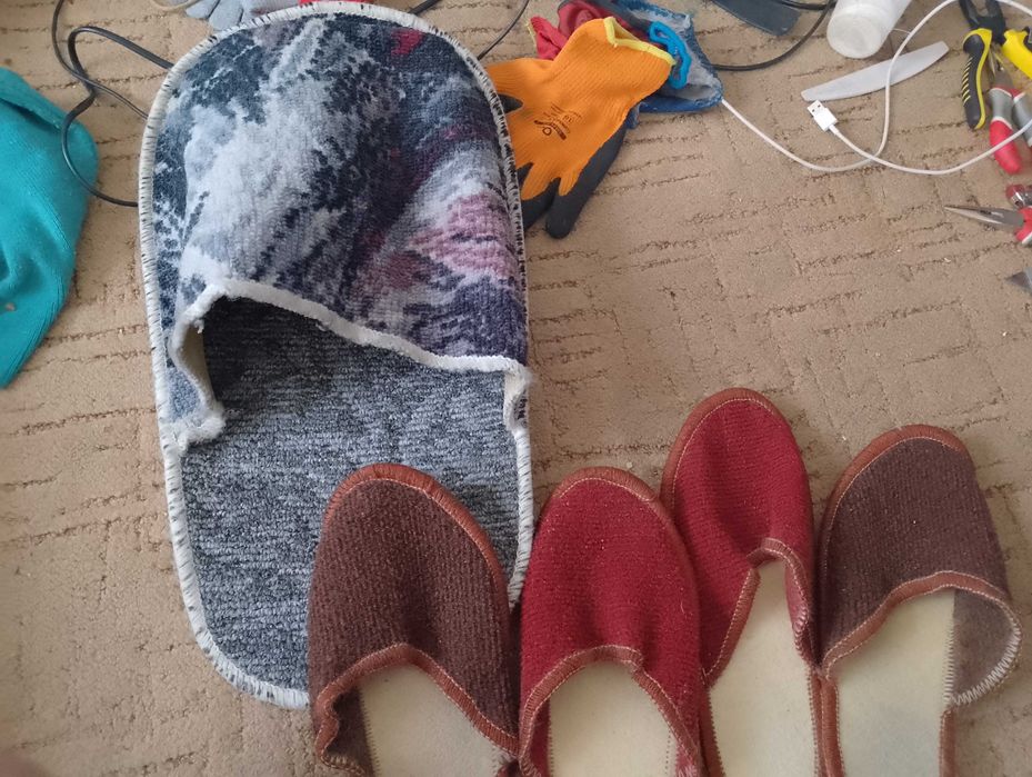 Kapcie 44 rozm 2 sztuk