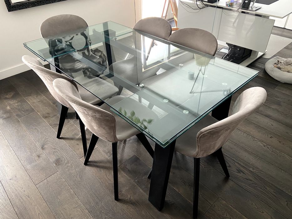 Stół rozkładany Calligaris Levante z krzesłami BoConcept