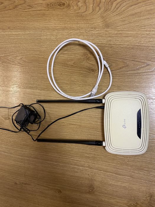 Маршрутизатор TP-LINK TL-WR841N роутер wi-fi