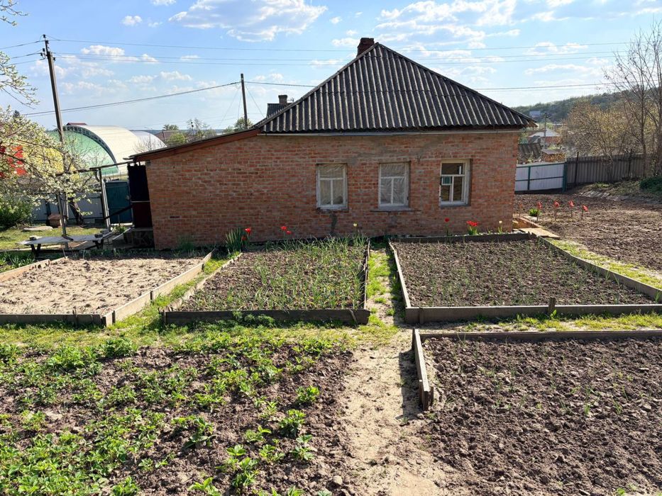 Продам будинок вул. Базарна