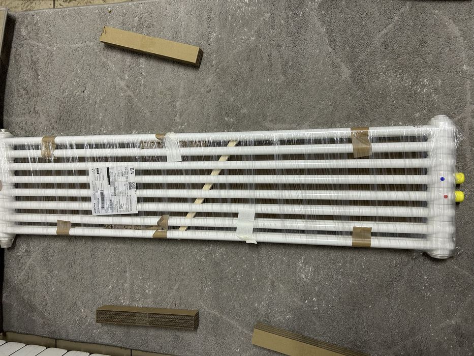 Grzejnik pionowy retro nowoczesny