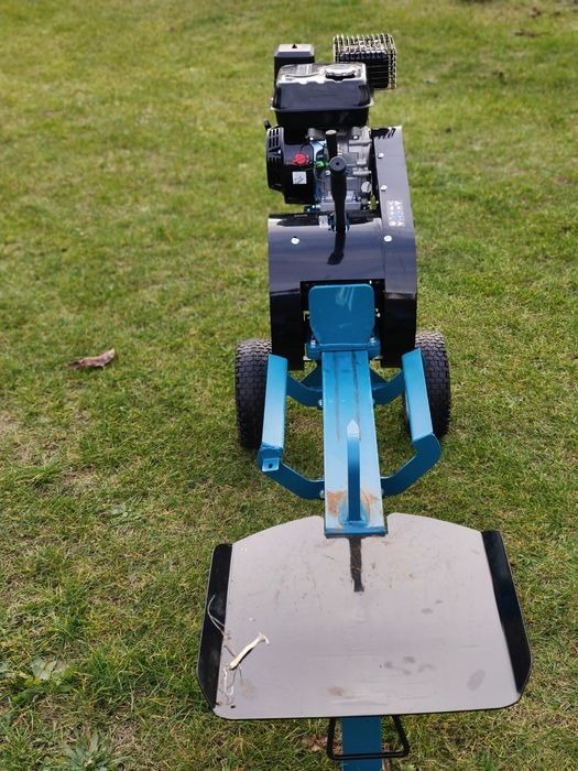 Łuparka Łupiarka kinetyczna Piła wahadłowa do drewna Wynajem !!!