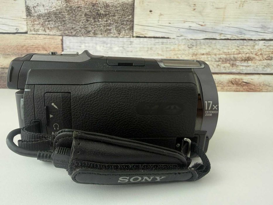 Відеокамера Sony HDR-CX760V