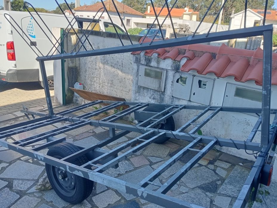 Atrelado para 10 bicicletas