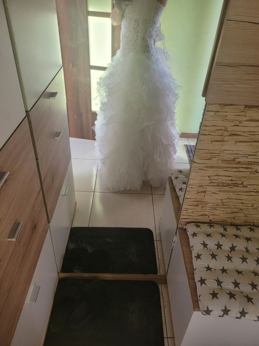 Suknia ślubna /r.36