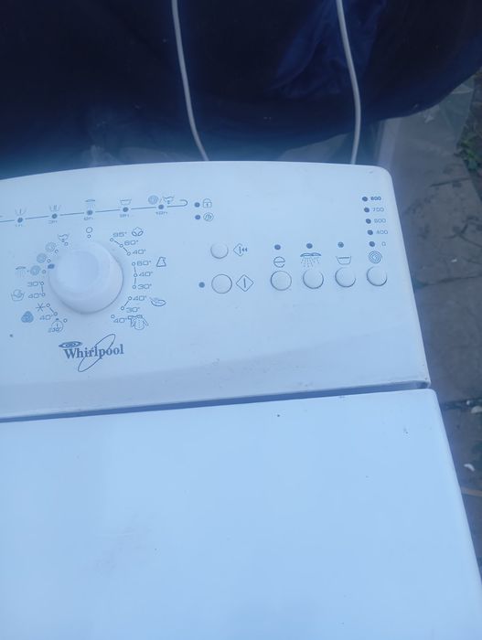 стиральная машинка Whirlpool 5кг. б/у