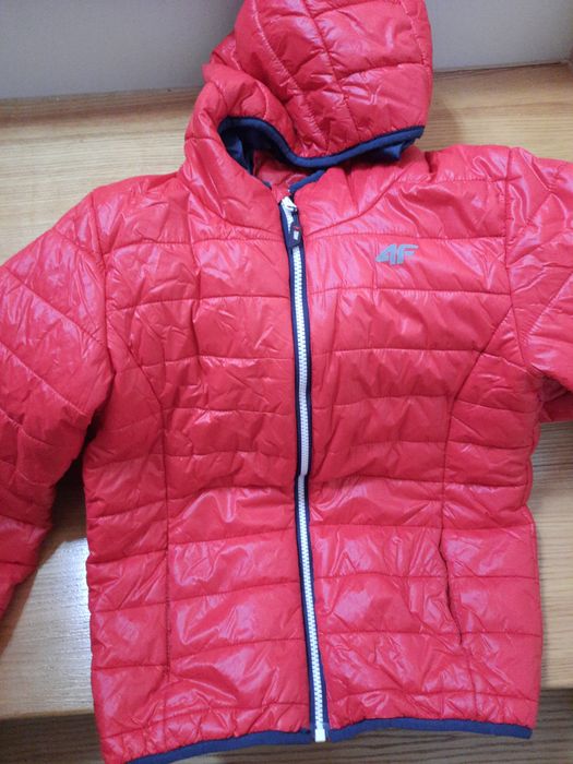 Kurtka 4f,czerwona, 140,wiosna,jesień