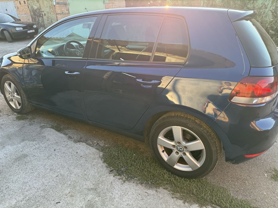 Продам Volkswagen Golf VI