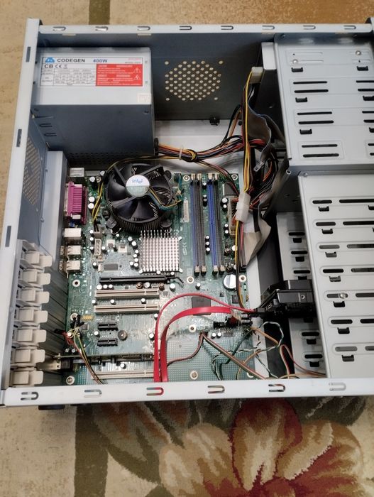 Офісний ПК 2011 року Intel Celeron D