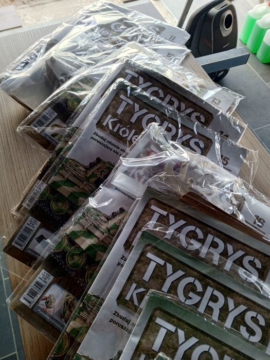 Kolekcja tygrys krolewski 20 części nowe