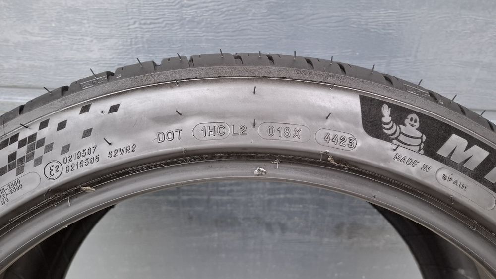 Michelin 255/40 R20 Pilot Sport EV