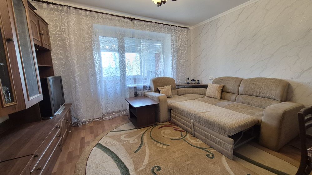 Здам 2 кім, Меблі та техніка