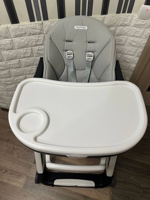 Стільчик для годування Peg-Perego