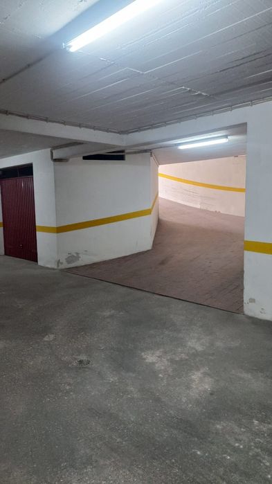 Garagem com 30 m quadrados