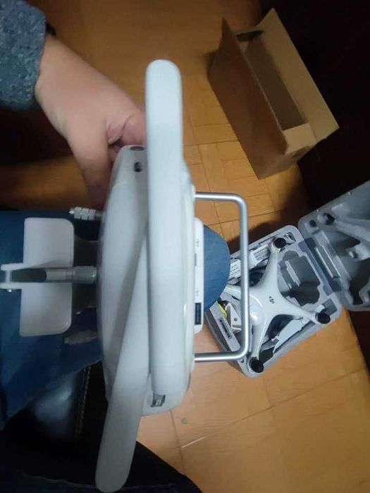 Vendo Drone Phanton 4 Pro V1 - como novo