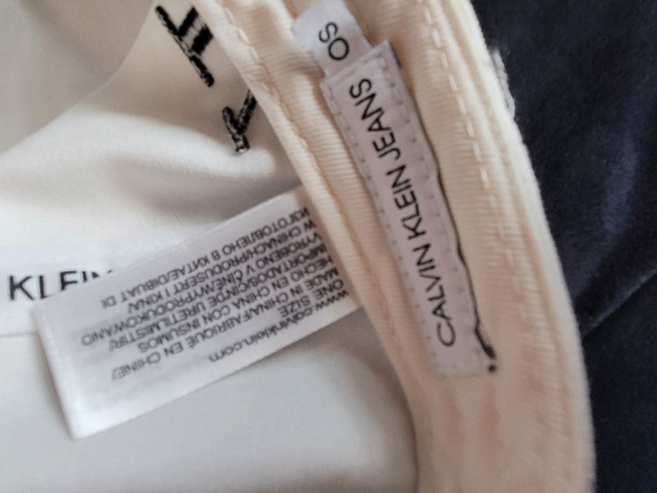 Calvin Klein Jeans czapka letnia