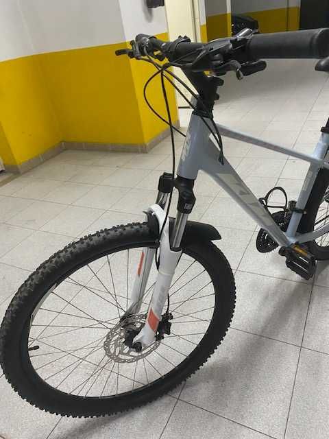 Bicicleta KTM Penny Lane estado de nova