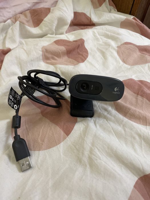Веб-камера Logitech 720p Отличное состояние