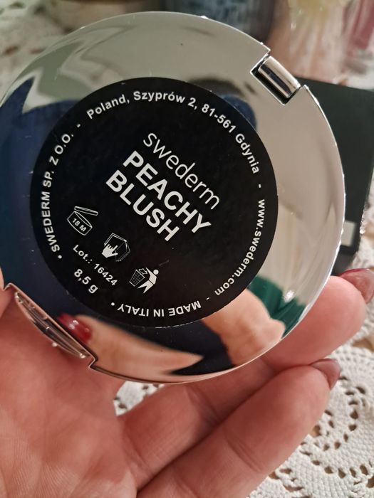 Róż do policzków swederm Peachy blush nowy brzoskwiniowy