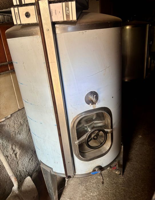 Cuba de vinho, 550 Litros