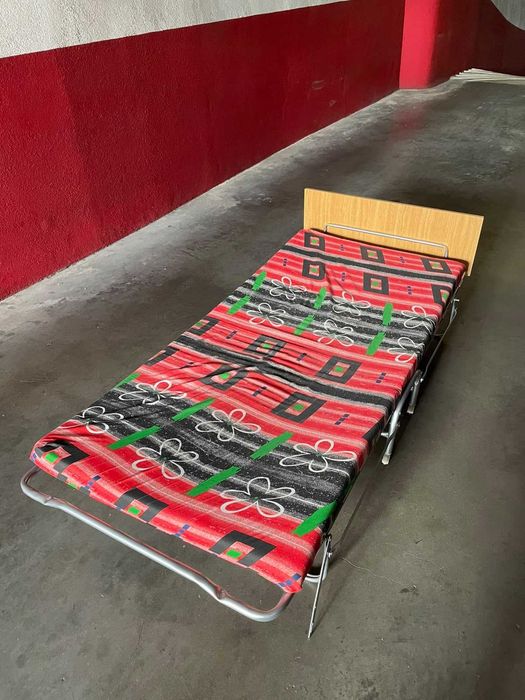 Divã (Pouco Uso) - 90x190cm
