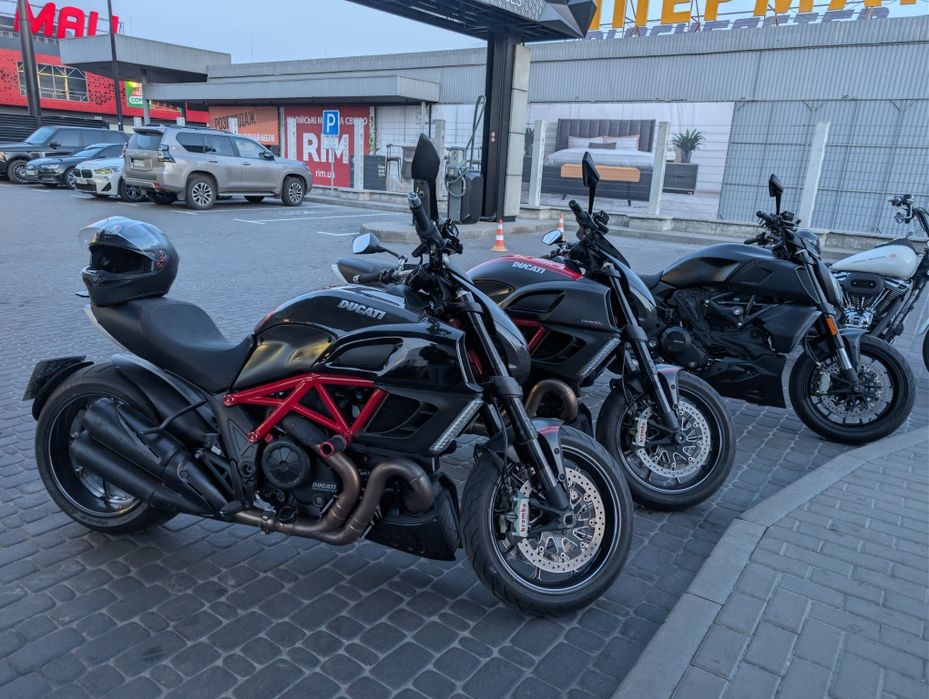 Ducati Diavel Carbon 2013
