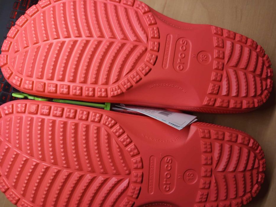 chodaki Crocs classic r.48/49 watermelon