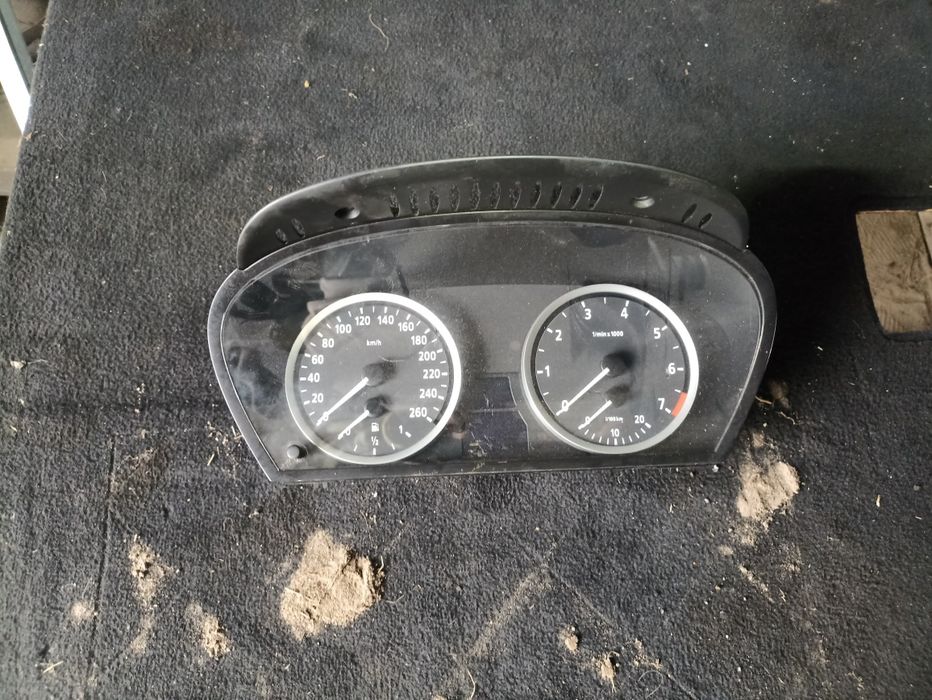 Licznik BMW e60 benzyna
