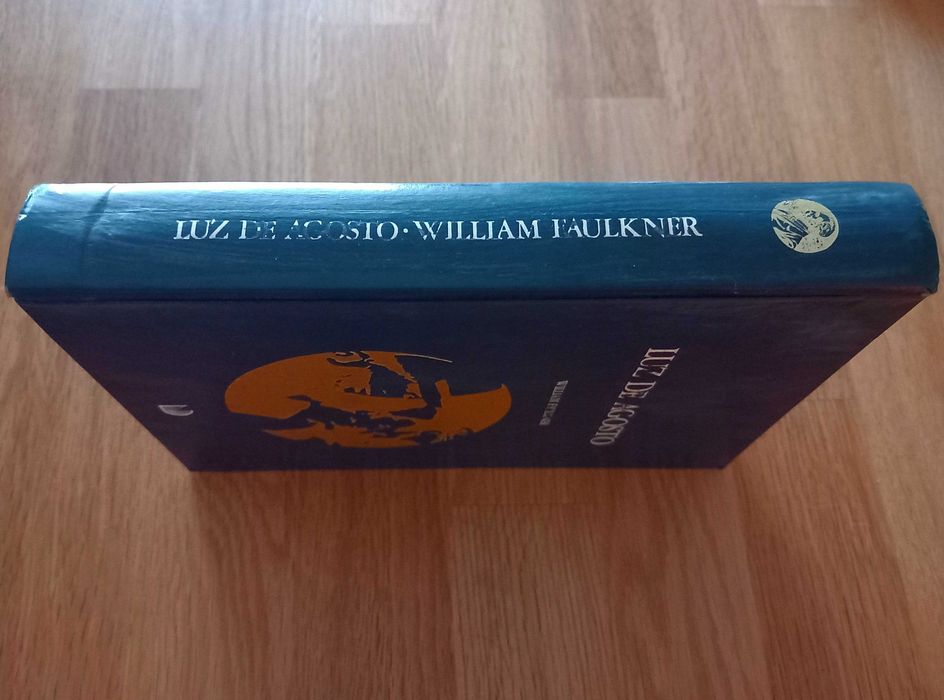 Luz de Agosto - William Faulkner